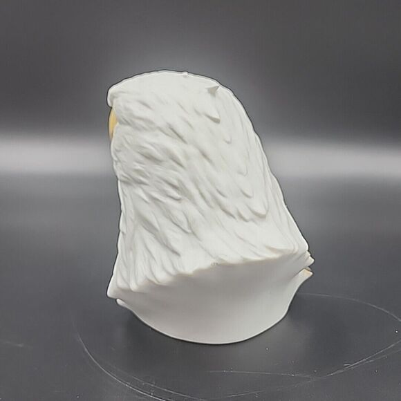 American Eagle Gallery Porcelain Bald Eagle Bust By Maruri USA 1983 E-8503 - Picture 4 of 8